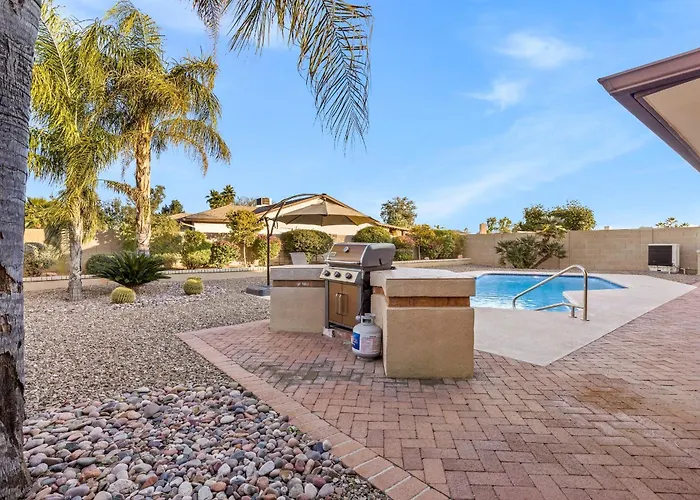 Sonoran Serenity L Heated Pool L Games L Bbq Holiday home *